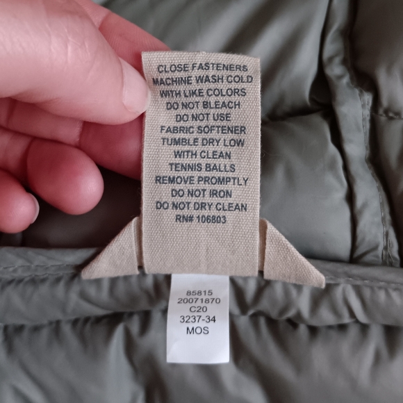 LIKE NEW Duluth Trading Co Down Right Jacket Woman's L Moss - Picture 9 of 14